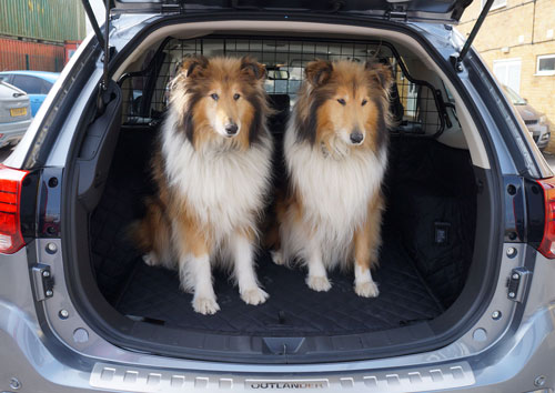 Ben & Charlie - Fully Tailored Boot Liner Outlander PHEV (2017-Present) Ben & Charlie - Fully Tailored Boot Liner Outlander PHEV (2017-Present)