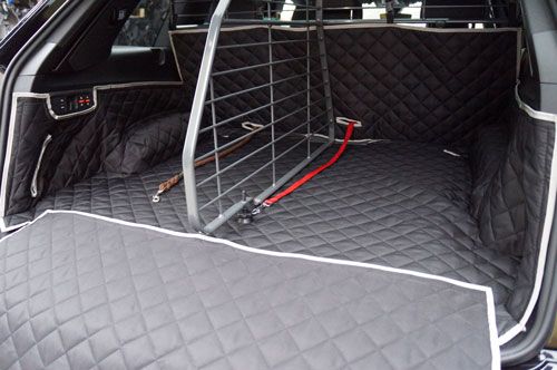 Audi Q7 Fully Tailored Boot Liner - with removable bumper flap option