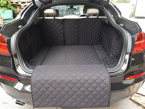 Fully Tailored Boot Liner with optional Bumper Flap