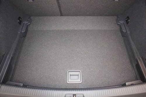 VW Golf MK7 Boot Tray - Lower boot Example