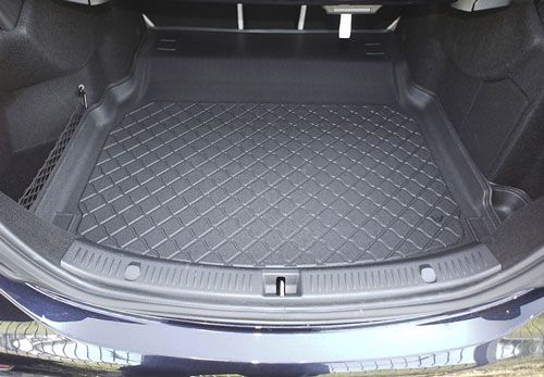 Mercedes E Class Saloon Boot Tray - Tailored Fit