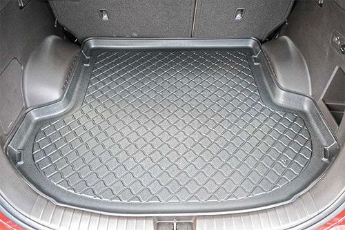 Hyundai Santa Fe (5 Seater) (2018 - Present) i Boot Liner Tray in use
