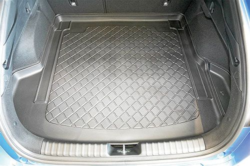 Kia Pro Ceed Shooting Brake (2018 - Present)  Boot Liner Tray in use