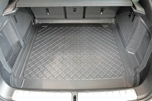 BMW X4 (2018 - Present) Boot Liner Tray in use