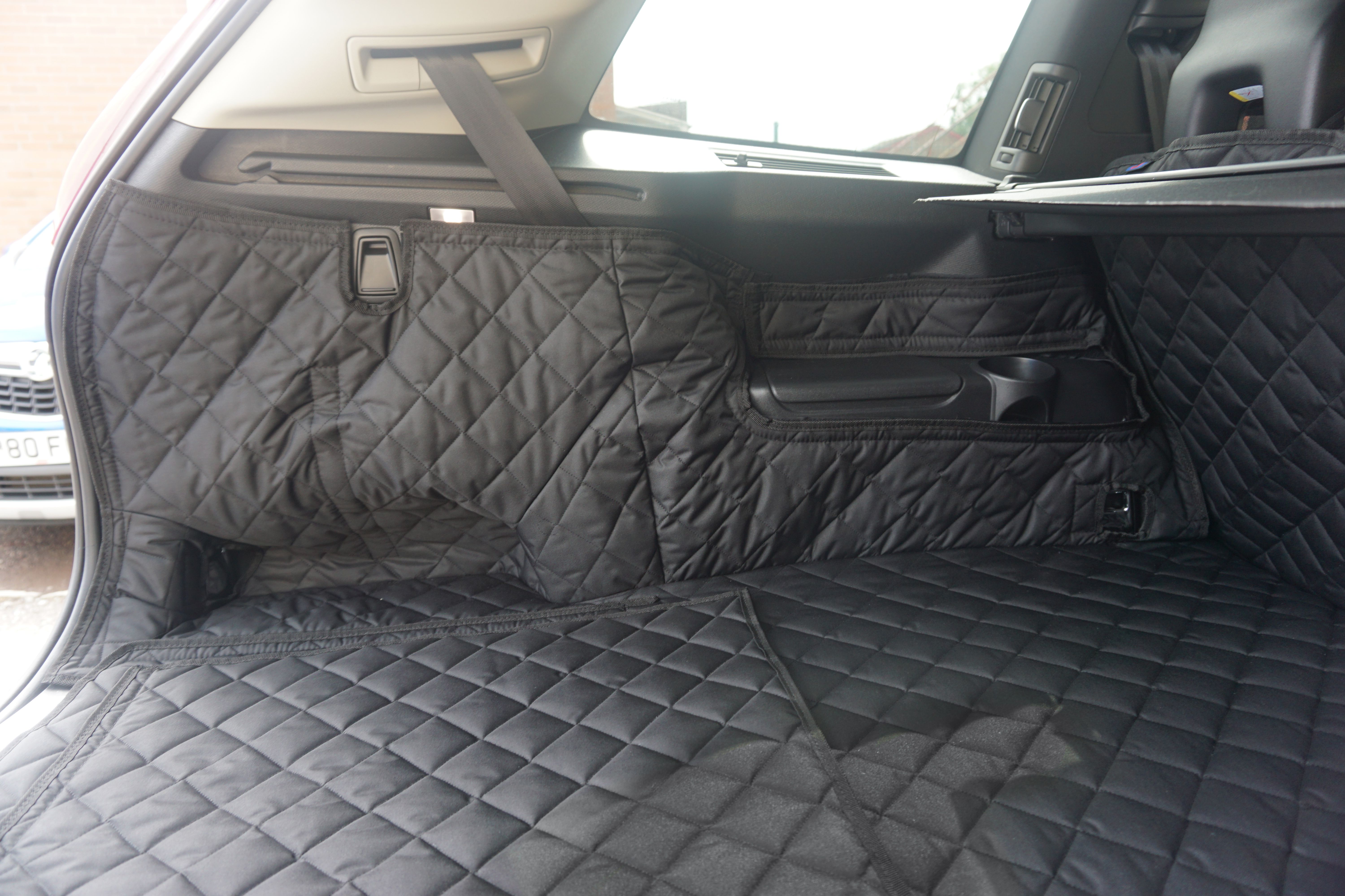 1 Piece Fully Tailored Boot Liner