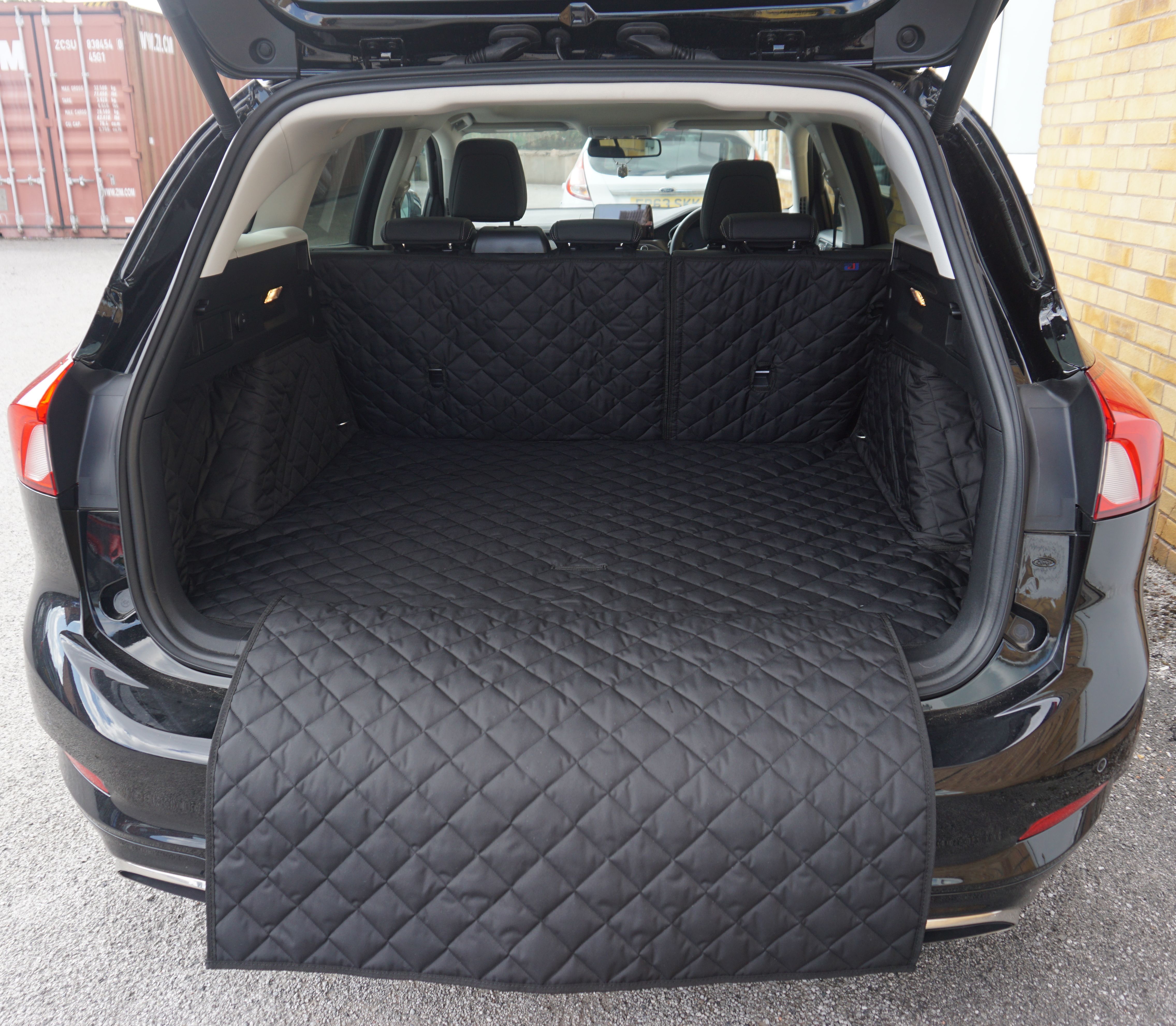 1 Piece Fully Tailored Boot Liner