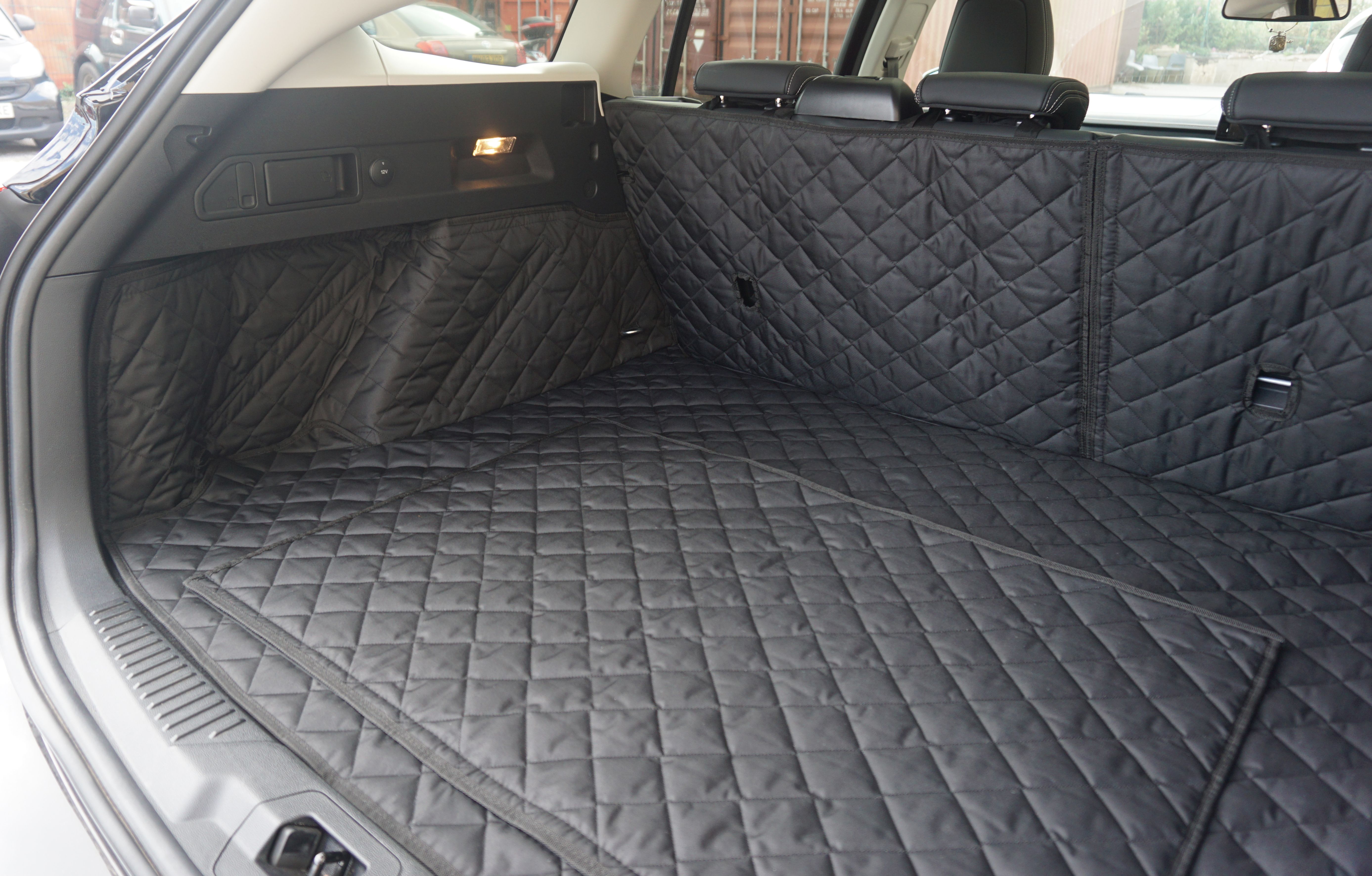 1 Piece Fully Tailored Boot Liner