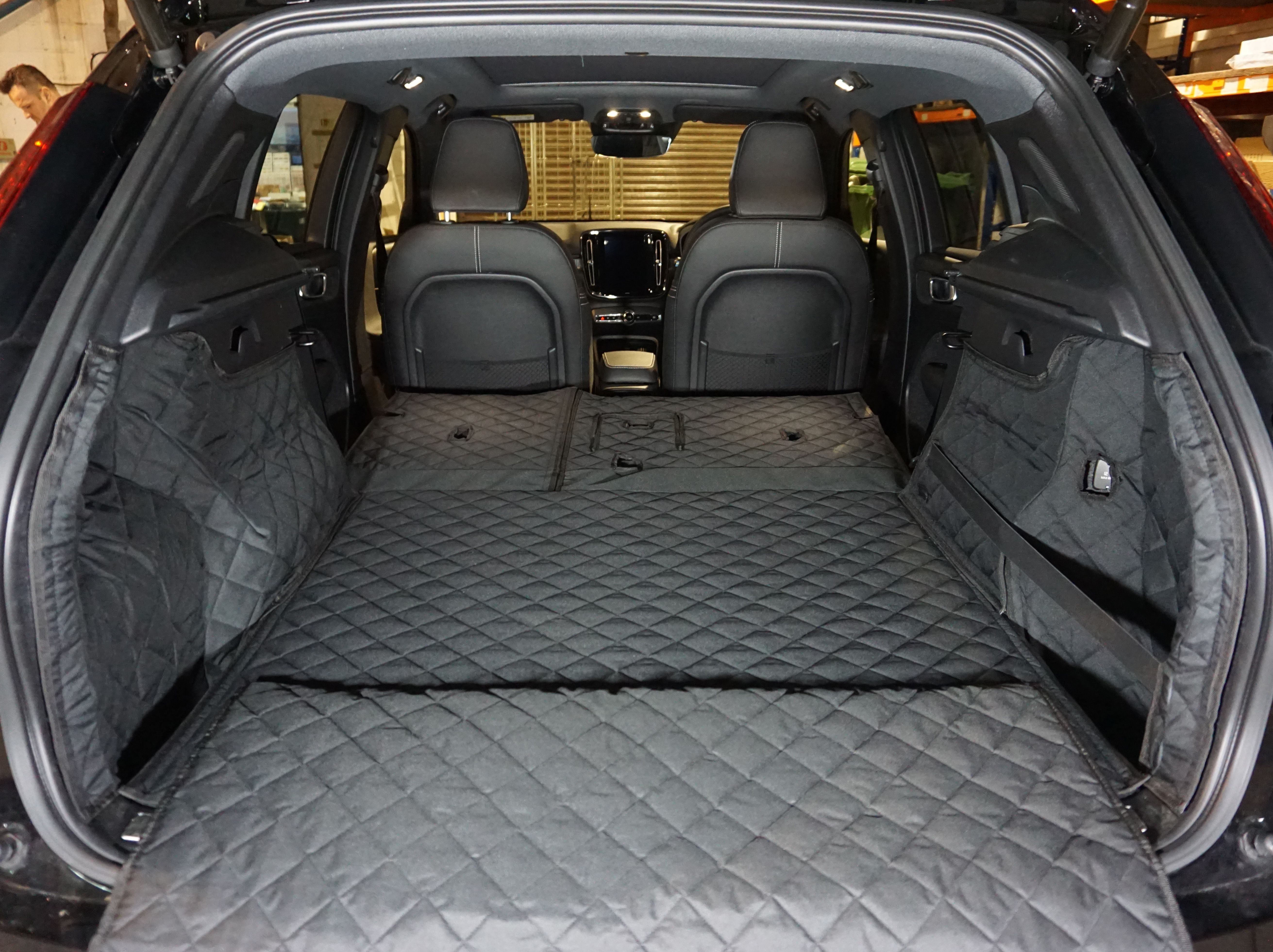 1 Piece Fully Tailored Boot Liner