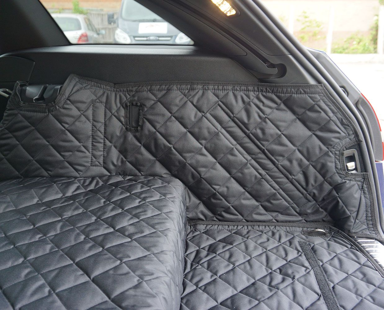 1 Piece Fully Tailored Boot Liner