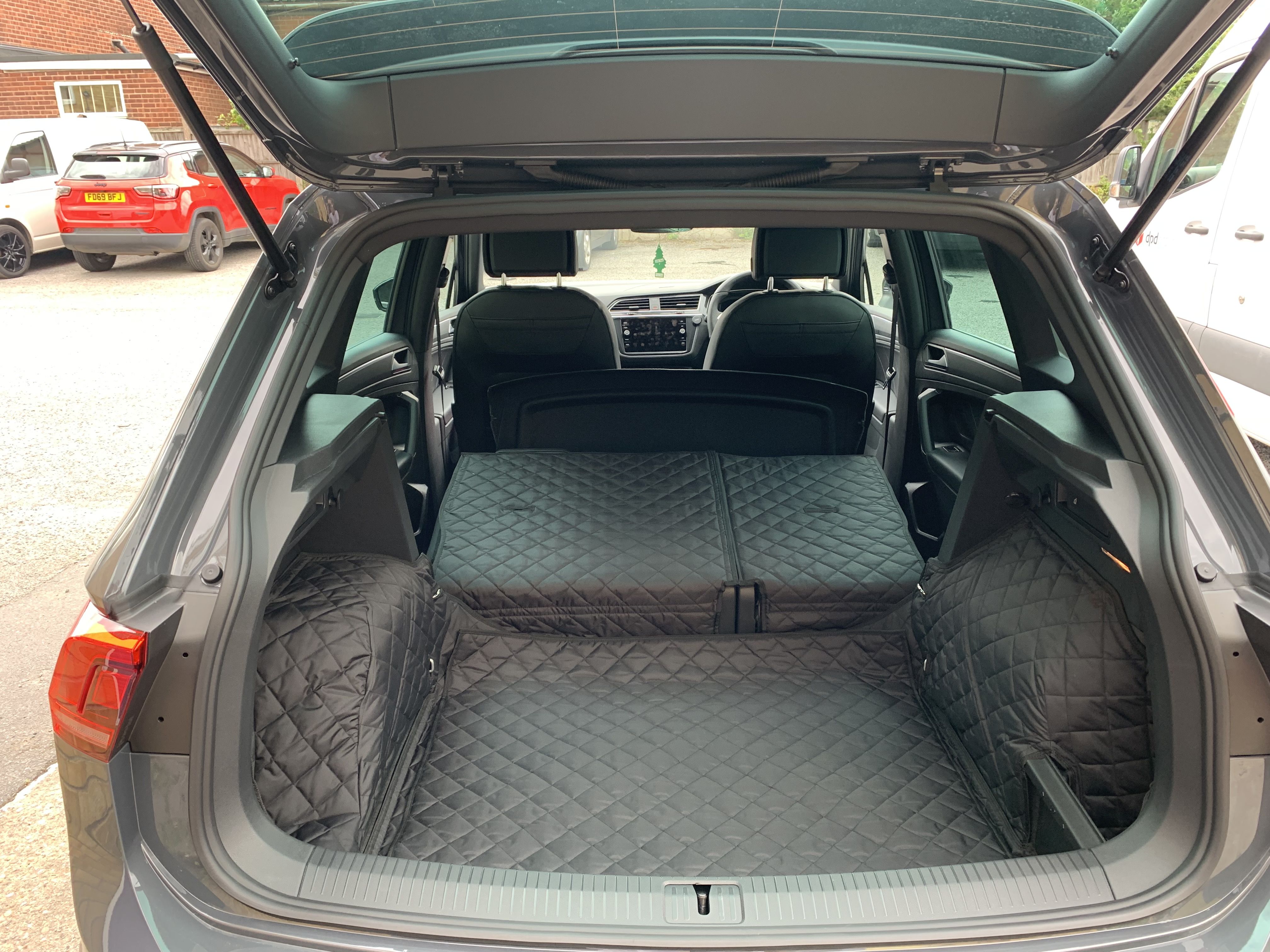 1 Piece Fully Tailored Boot Liner