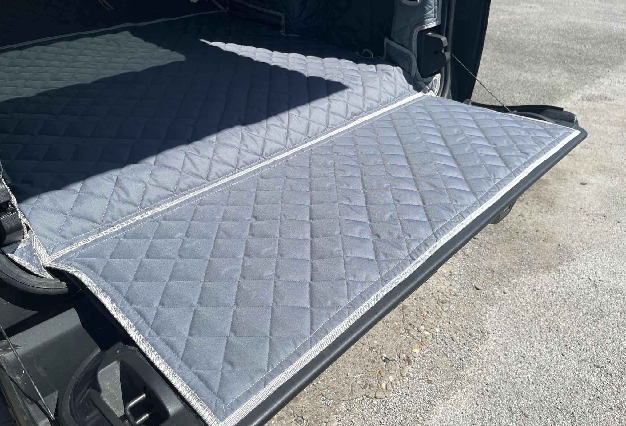 1 Piece Fully Tailored Boot Liner