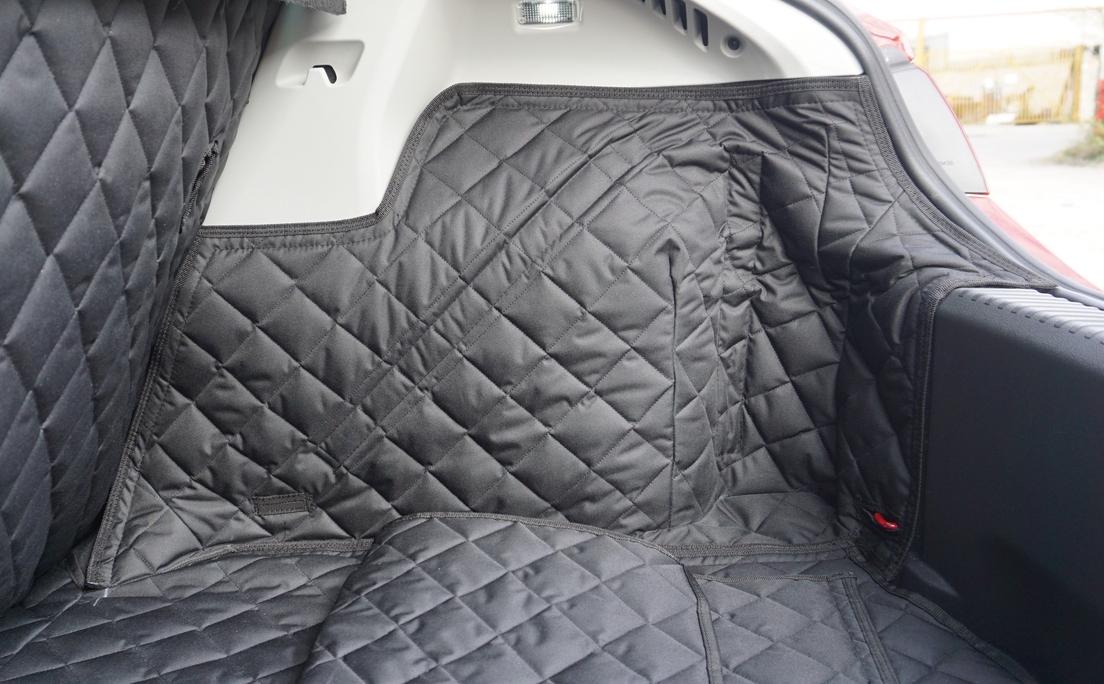 1 Piece Fully Tailored Boot Liner