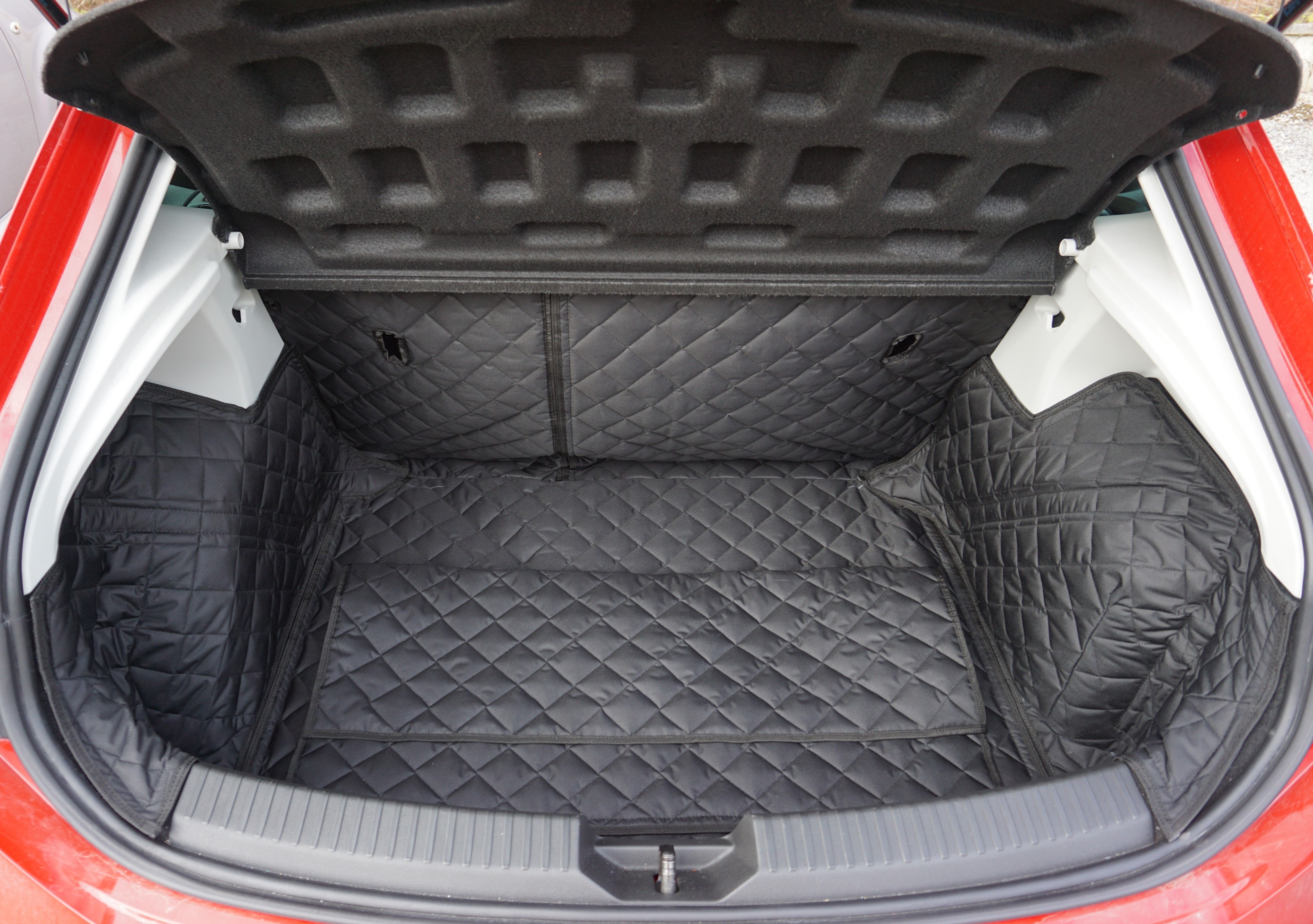 1 Piece Fully Tailored Boot Liner