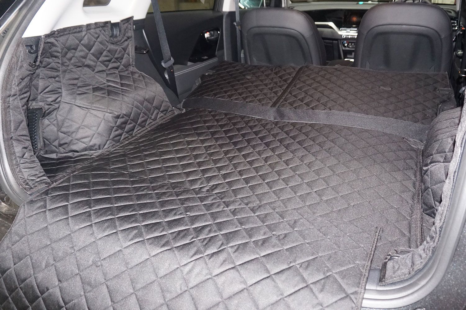 1 Piece Fully Tailored Boot Liner