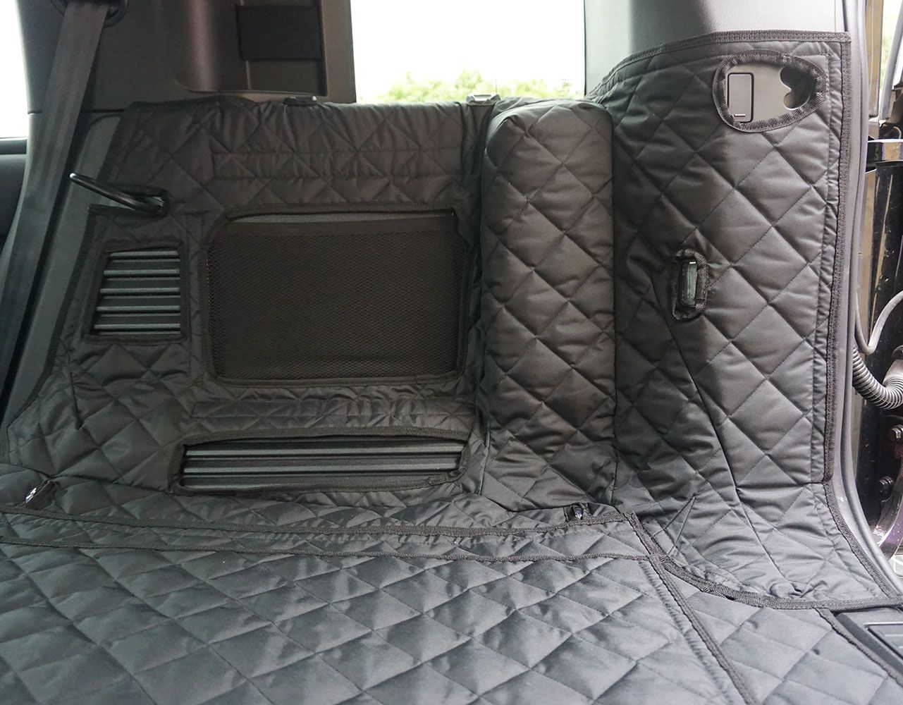 1 Piece Fully Tailored Boot Liner