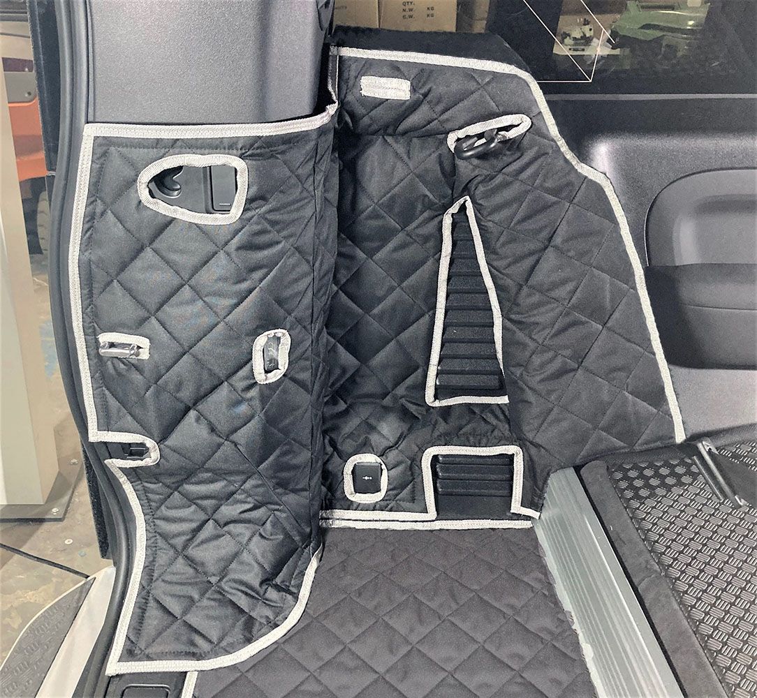 1 Piece Fully Tailored Boot Liner