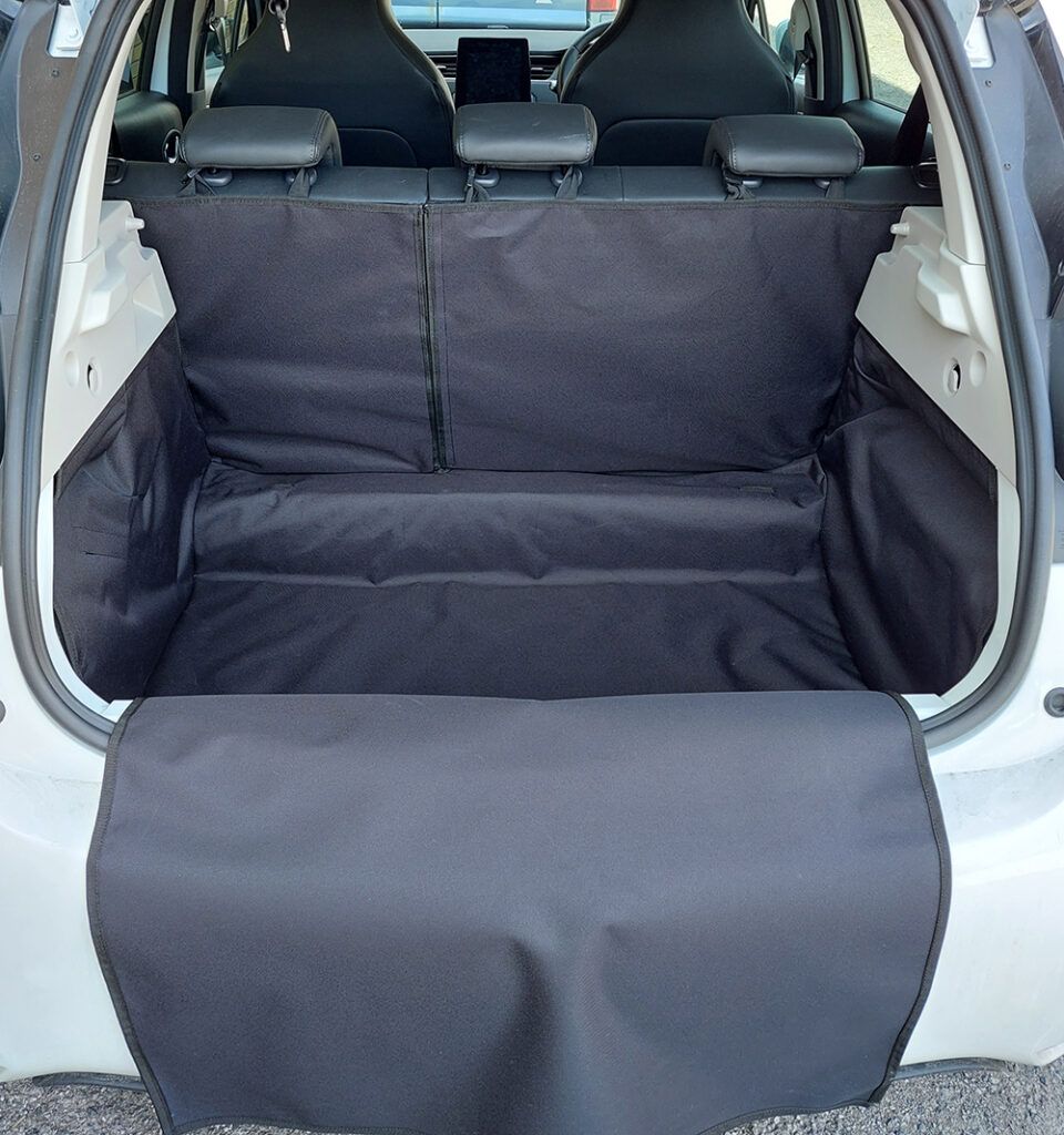 1 Piece Fully Tailored Boot Liner