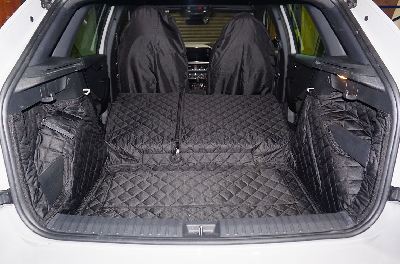 1 Piece Fully Tailored Boot Liner