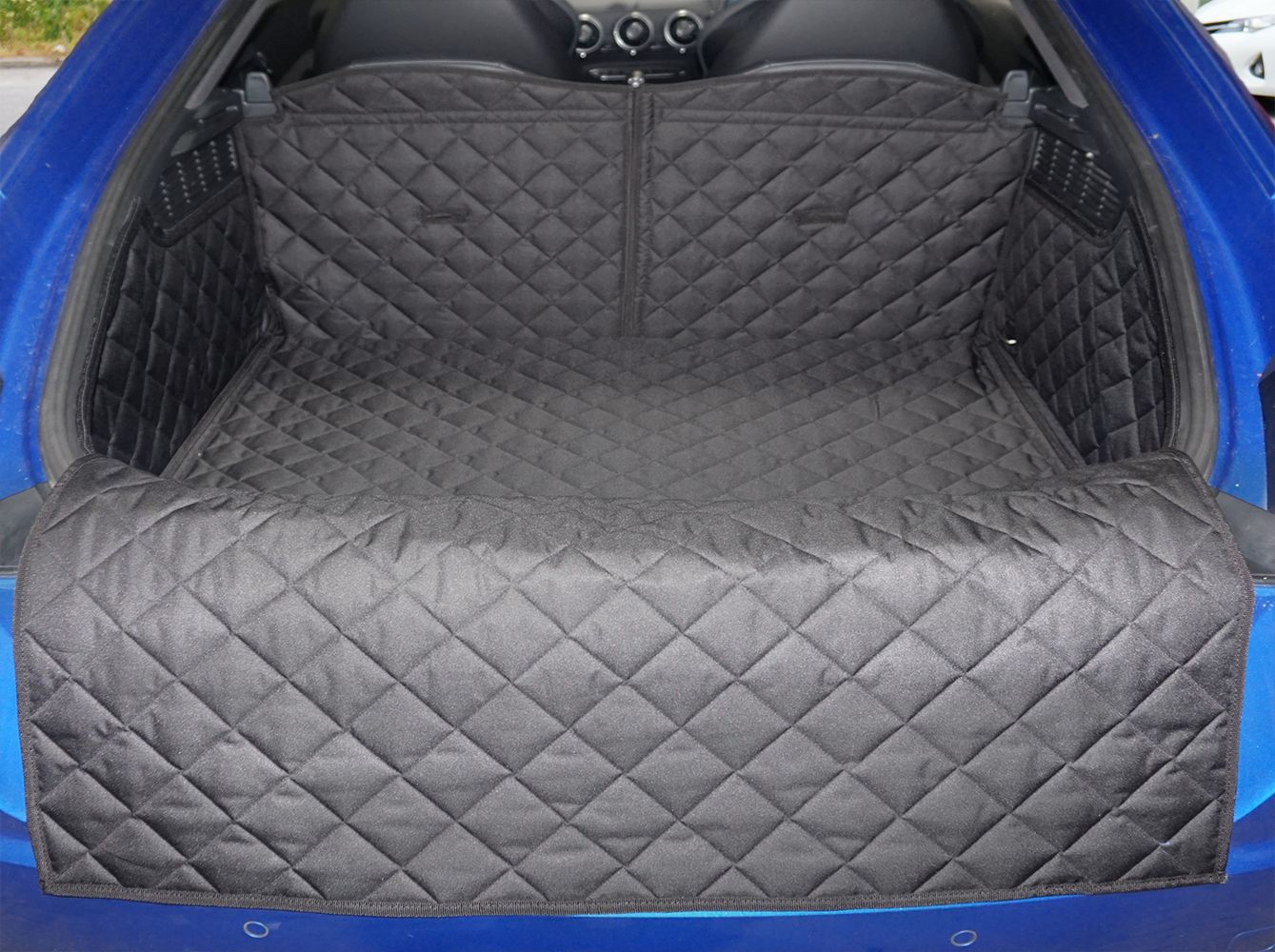 1 Piece Fully Tailored Boot Liner