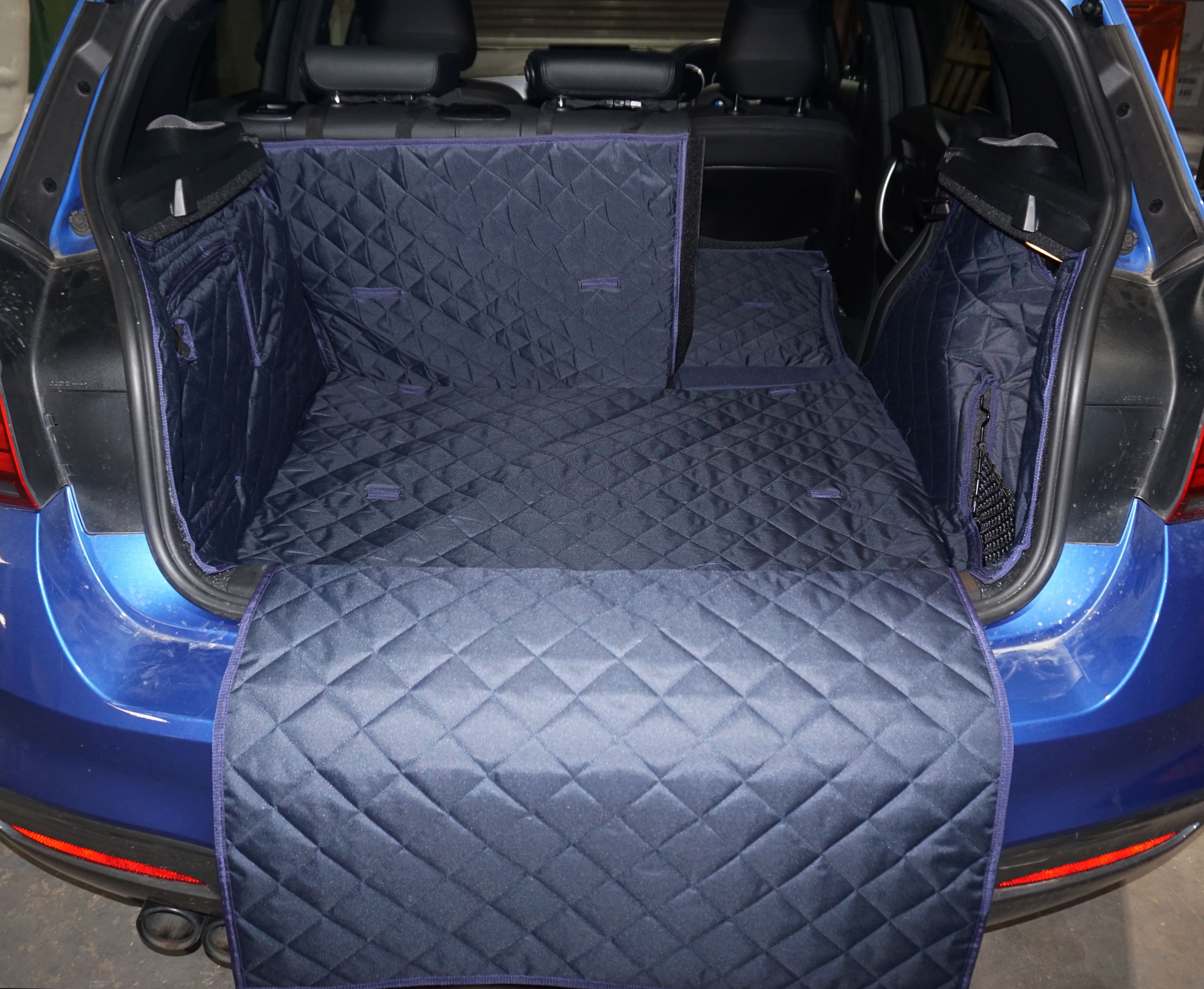 1 Piece Fully Tailored Boot Liner