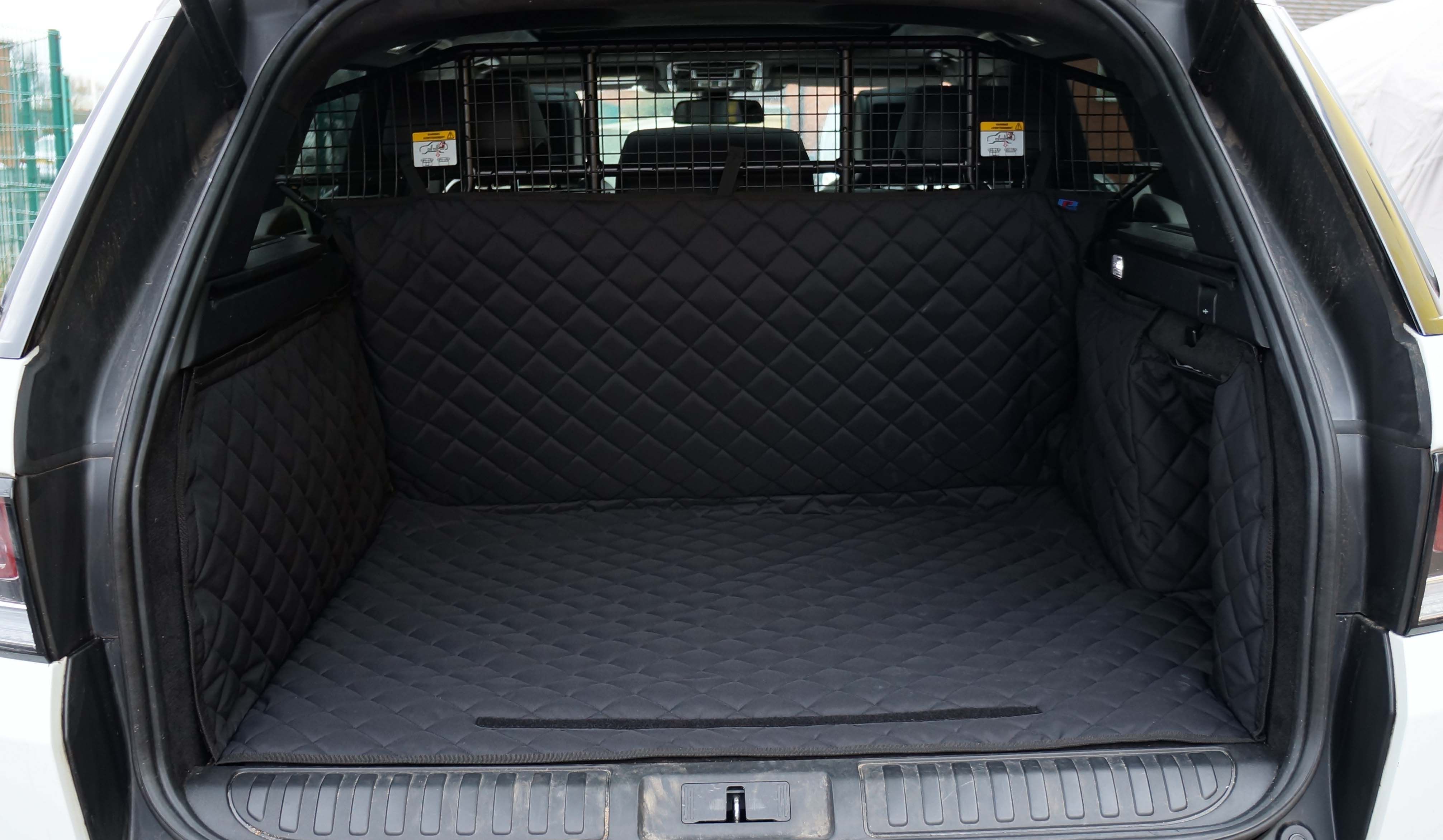 Land Rover Range Rover Sport (5 Seater Only) (with a Dog Guard in use) (2013 - Present) Boot Liner - without  bumper flap