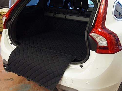 Volvo V60 Estate (2010 - Present) Boot Liner - Bumper Flap Option