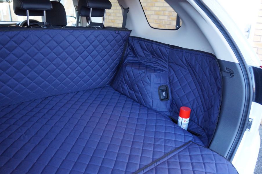 Mitsubishi Outlander PHEV (2015-2017) Fully Tailored Boot Liner