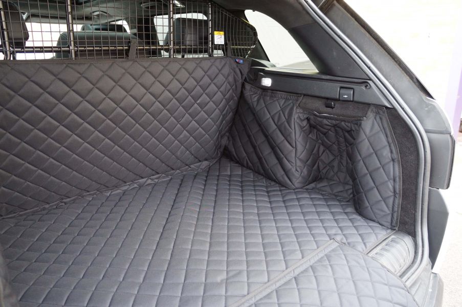 Land Rover Range Rover Sport - 5 Seat with Dog Guard (2013 - 2018) Fully Tailored Boot Liner