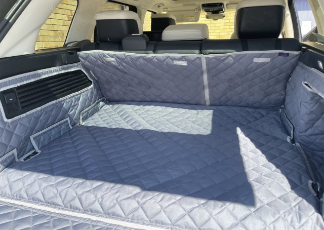 Land Rover Range Rover 2020 - Present (P400e, PHEV) Fully Tailored Boot Liner